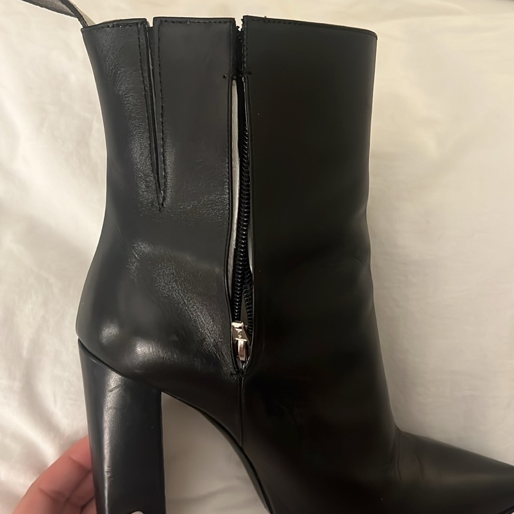 Louis Vuitton Boots - Picture 6 of 7